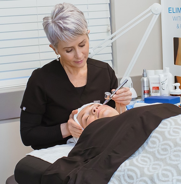 Chem Peel 5 Master Esthetician soothing skin after a chemical peel