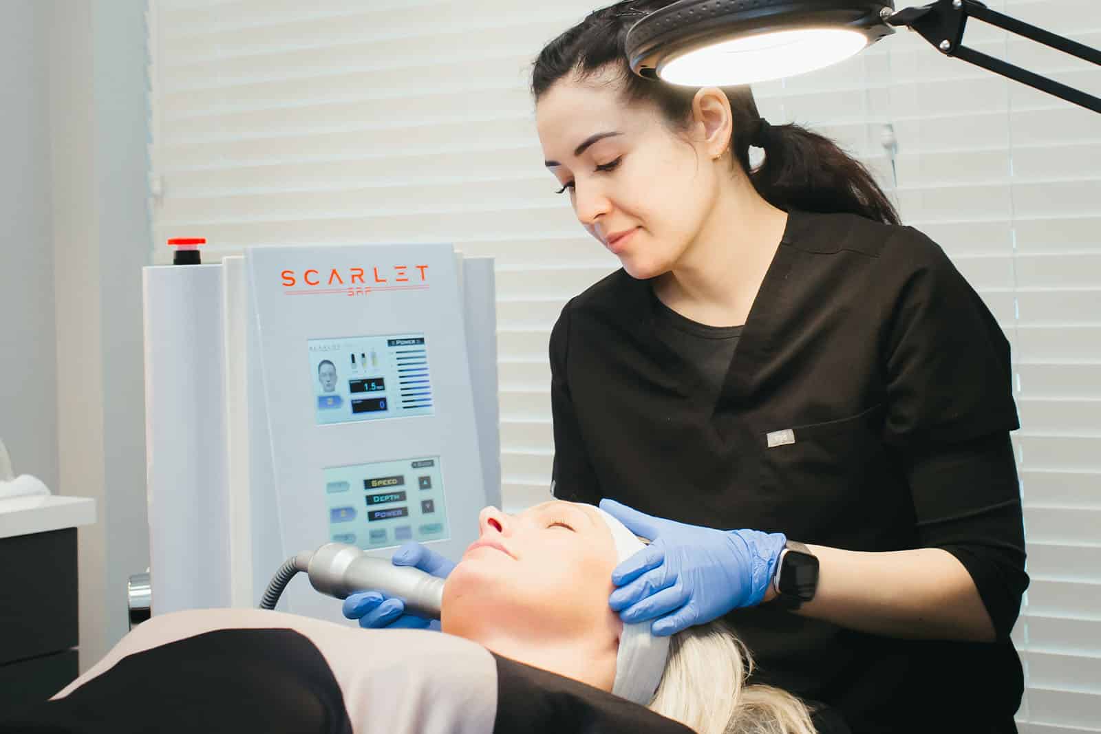 Scarlet SRF Microneedling Benefits